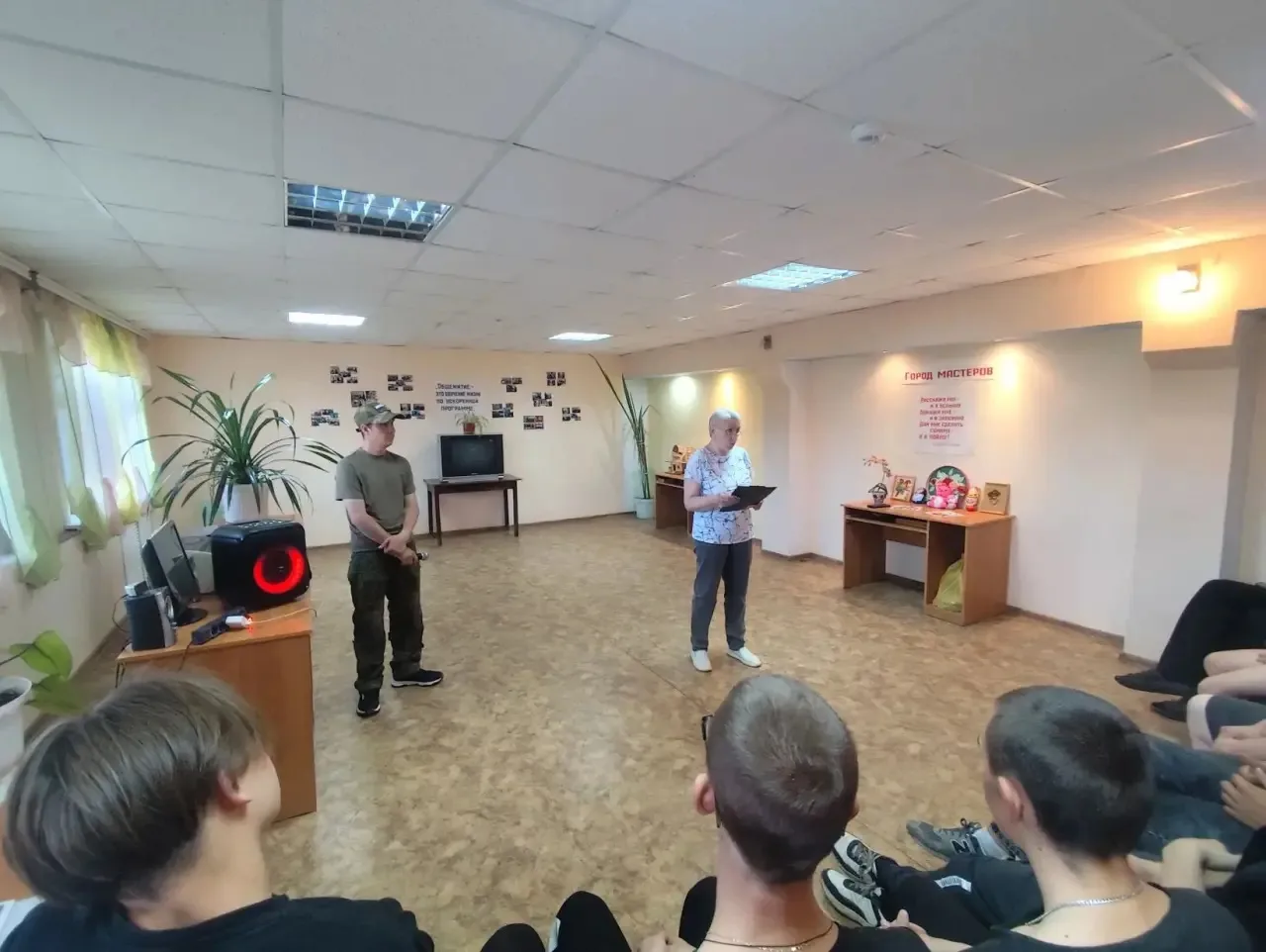 🇷🇺 В преддверии праздника в гостях у студентов общежития №1 ТОГАПОУ «Аграрно-промышленный колледж»