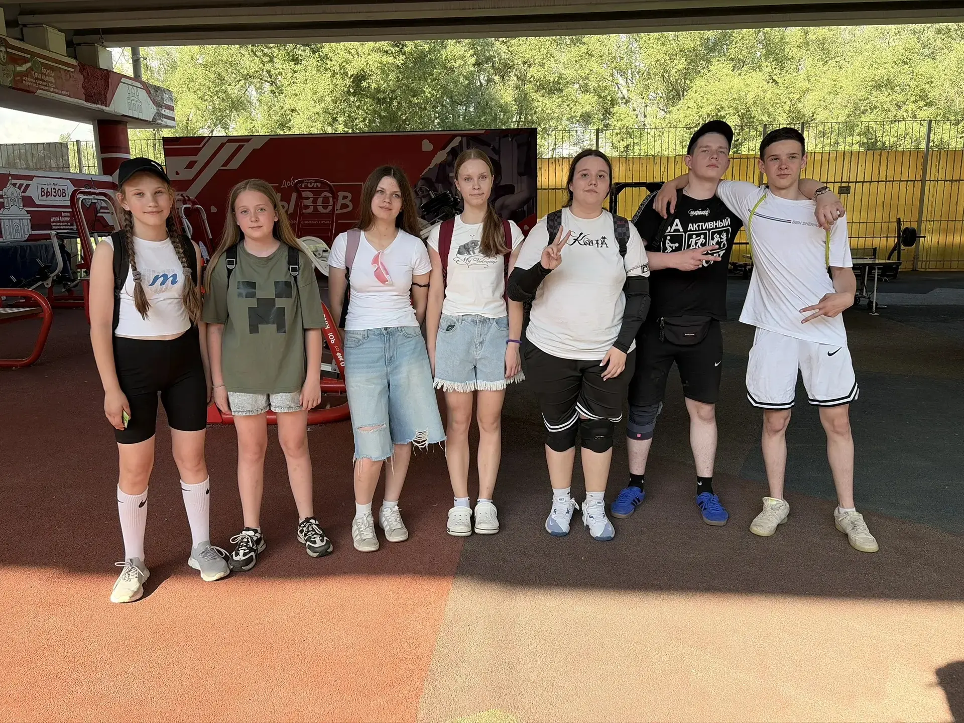 🏐 Волейбольный день на фестивале «Сила с нами»!

Сегодня на фестивале прошёл волейбольный день, кот