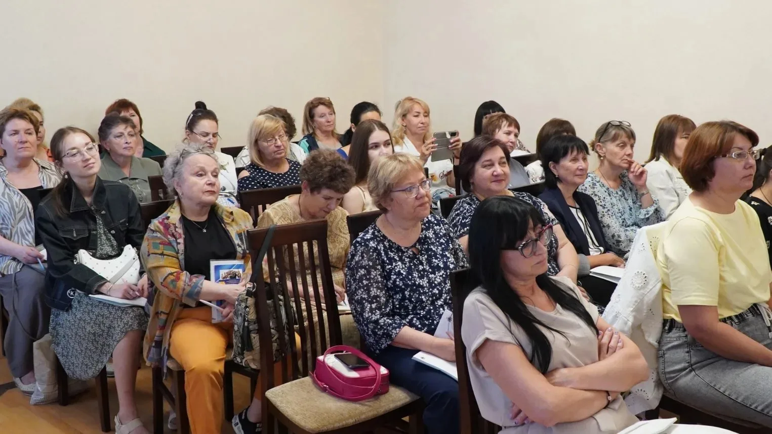 В Саратовском областном учебно-методическом центре прошли очные занятия по программе повышения квали
