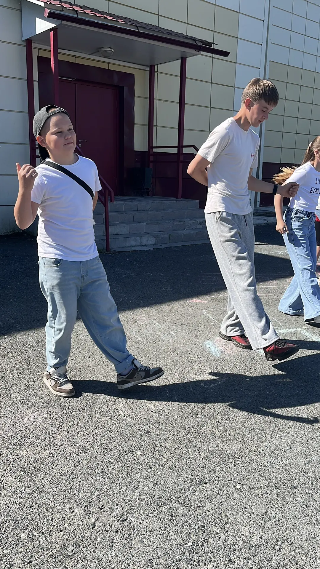 🌞 Подошёл к концу 4-й день в нашем пришкольном лагере!🌞

Сегодняшний день был наполнен важными вст