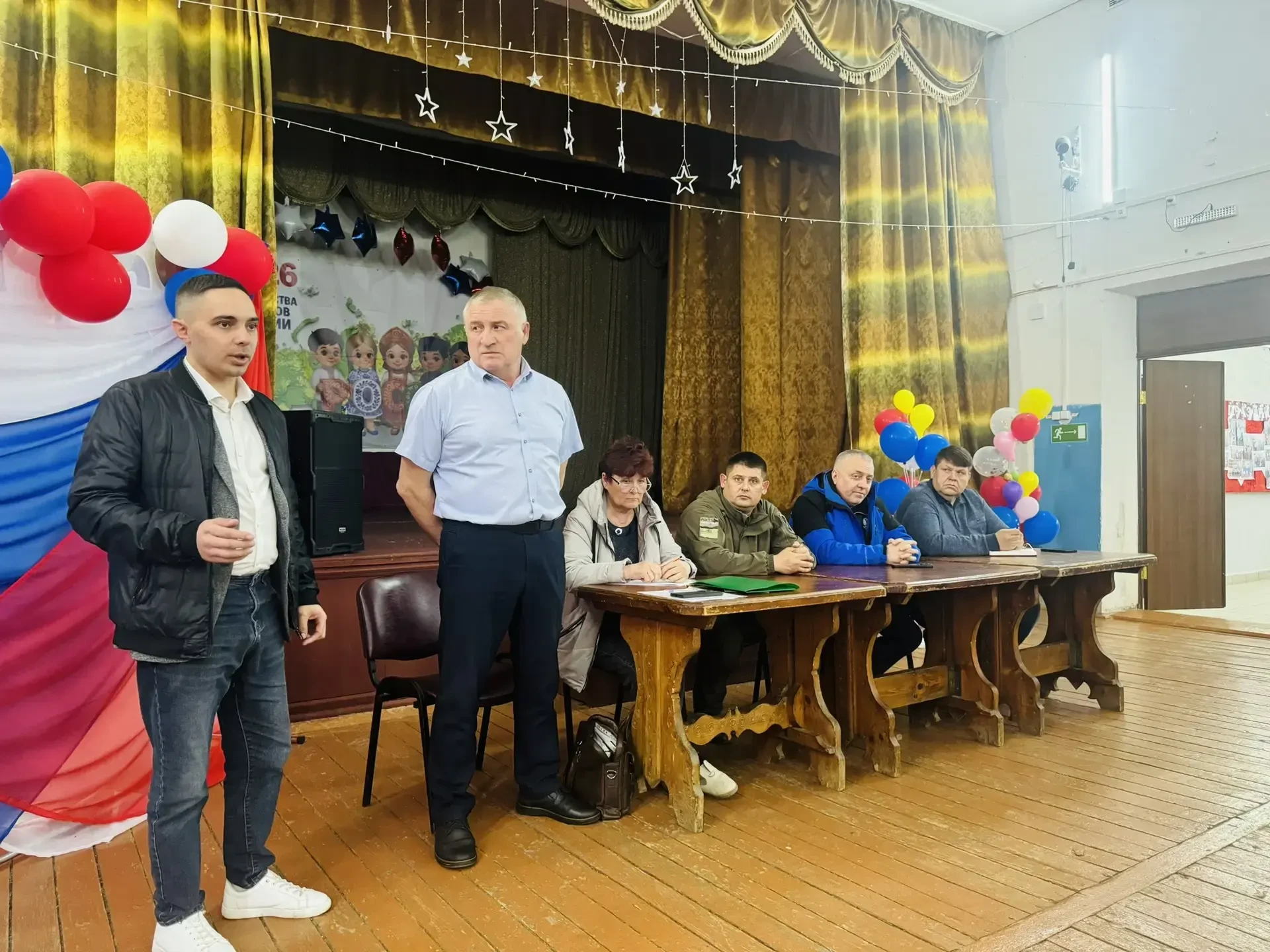 ⚡️В Тарасовке обсудили важные вопросы с жителями и специалистами

📍В посёлке Тарасовка состоялся сх