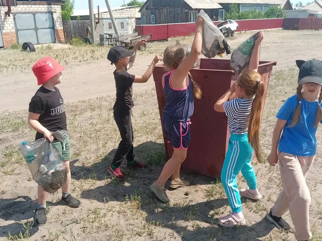 🔆 ПРИШКОЛЬНЫЙ ЛАГЕРЬ ♻ ДЕНЬ ЭКОЛОГА
💚 Акция "Код природы"

Всемирный день охраны окружающей среды 