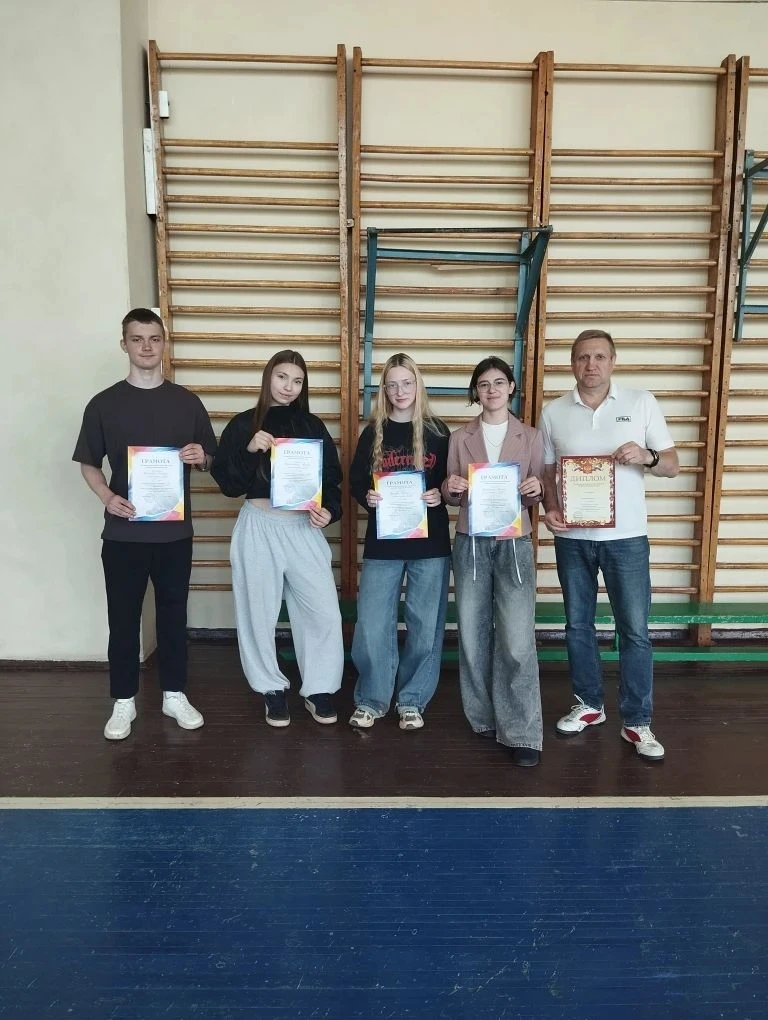 🏆 Наши спортсмены на областных соревнованиях по лёгкой атлетике

📌10 учащихся колледжа приняли уча