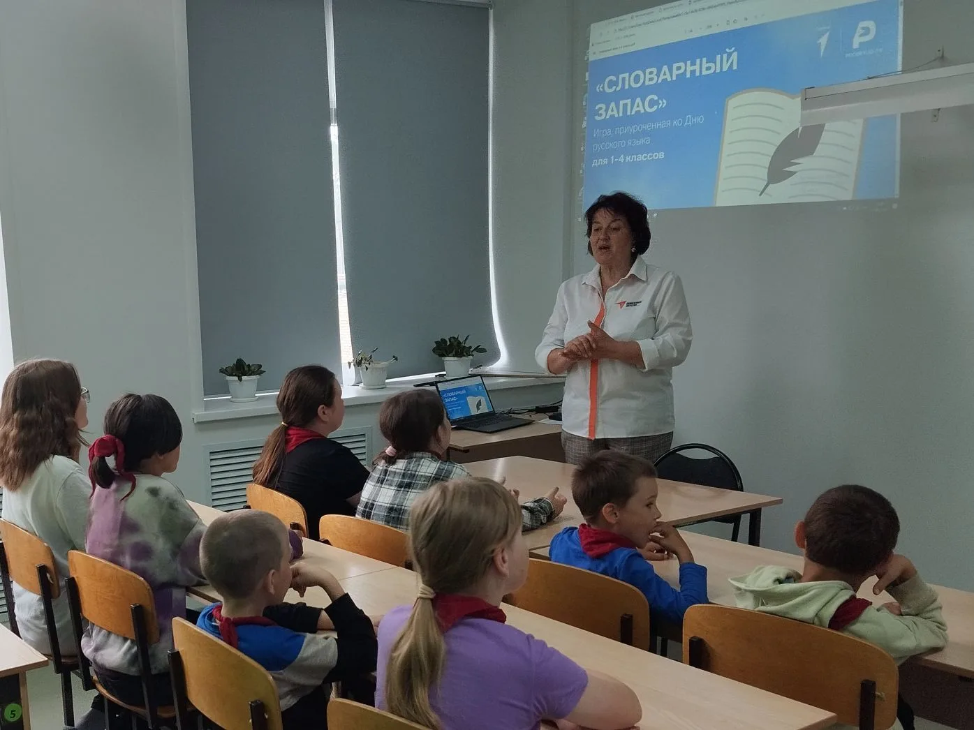 6 июня - день рождения великого поэта Александра Сергеевича Пушкина!
А еще в этот день в России отме