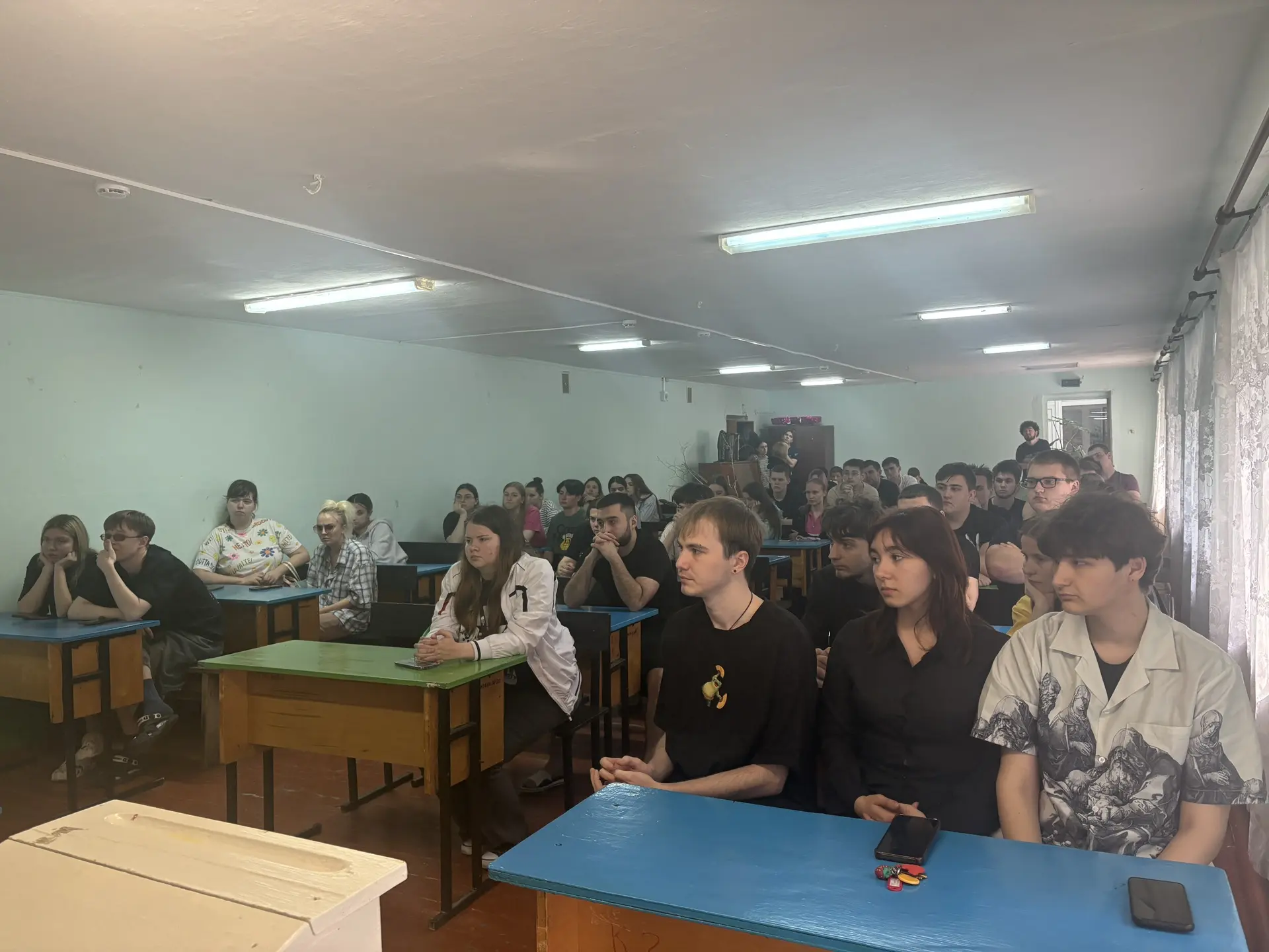 Собрание студентов в общежитии №4 🏠

Вчера в общежитии № 4 состоялось ежемесячное собрание студенто