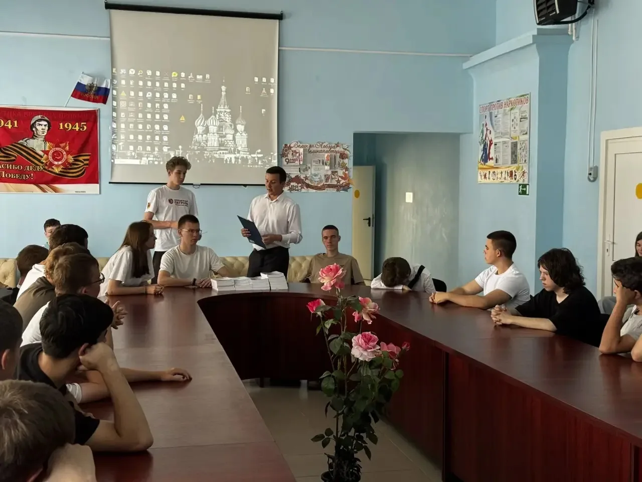 В ГБПОУ КК «КТТиЖТ» для студентов была проведена встреча на тему: «Скажи наркотикам нет!»

❗️Целью м