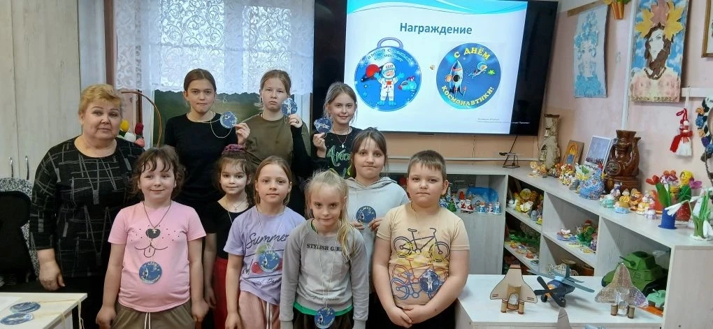 🚀 День космонавтики в Доме детского творчества! 🌌

В нашем Доме детского творчества прошло яркое и
