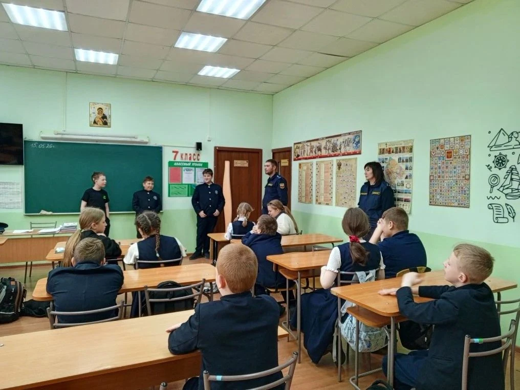 👮‍Встреча с судебным приставом: как стать госслужащим?
 
18 мая в нашей Гимназии прошла встреча с с