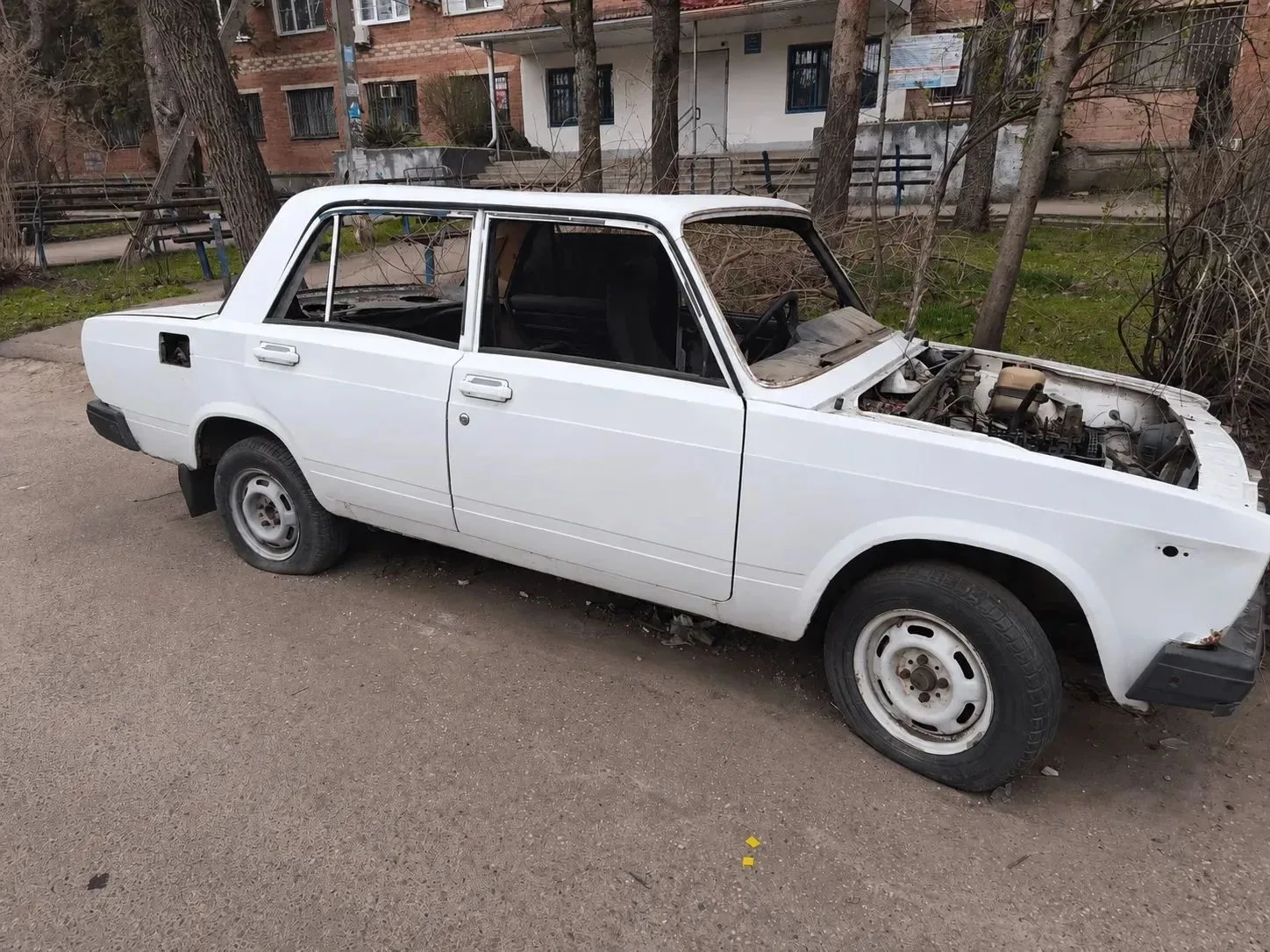 С начала года с улиц Краснодара убрали более 220 брошенных автомобилей.

В Прикубанском округе выяви