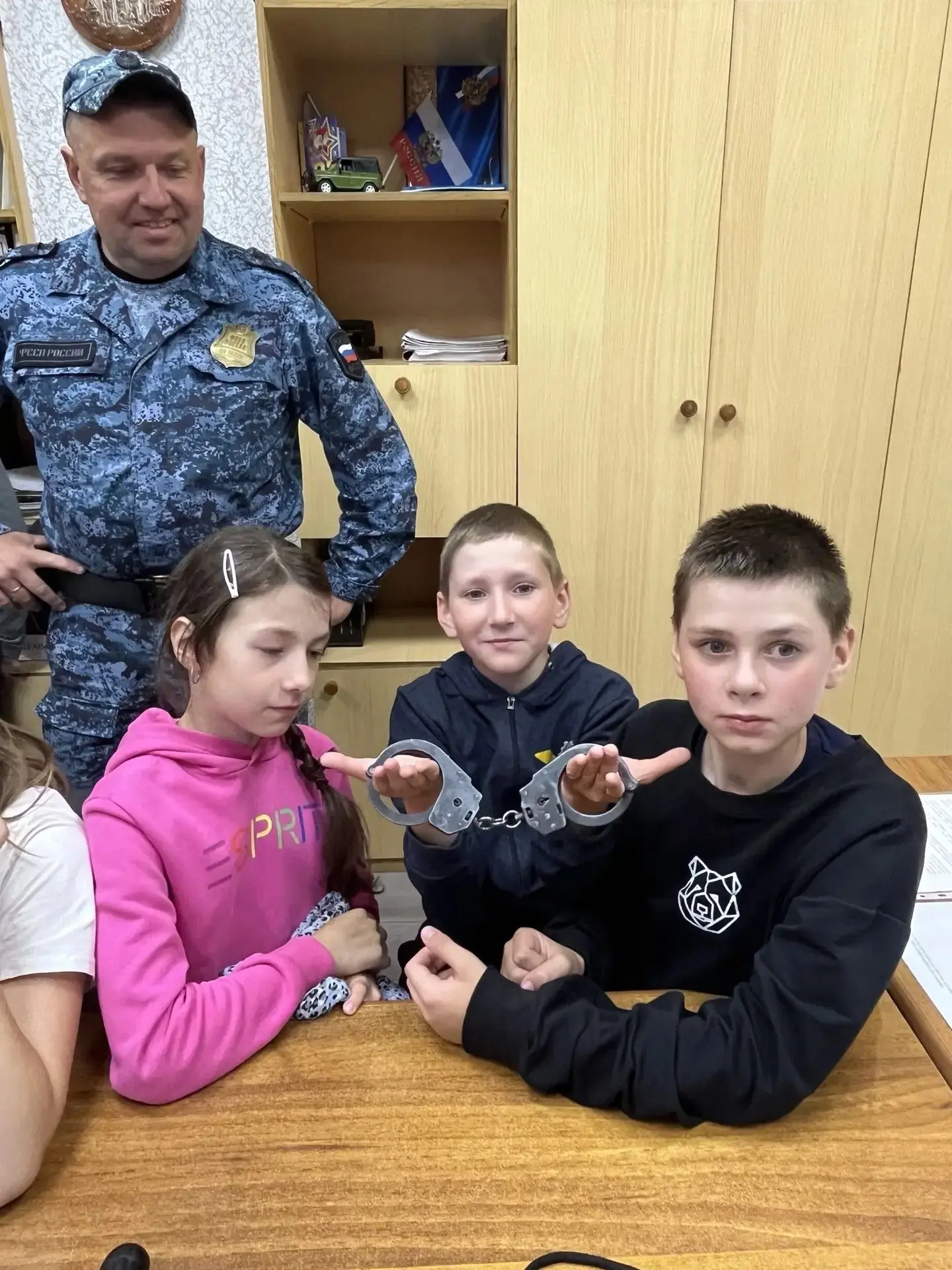 🧭 Кадровый центр готовится к ярмарке и о том, что профориентация продолжается даже летом!
 
В предд