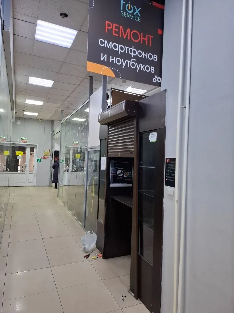 Место для вашего бизнеса - в центре города. 

В ТЦ «Столичный», на первом этаже, сдается помещение 5