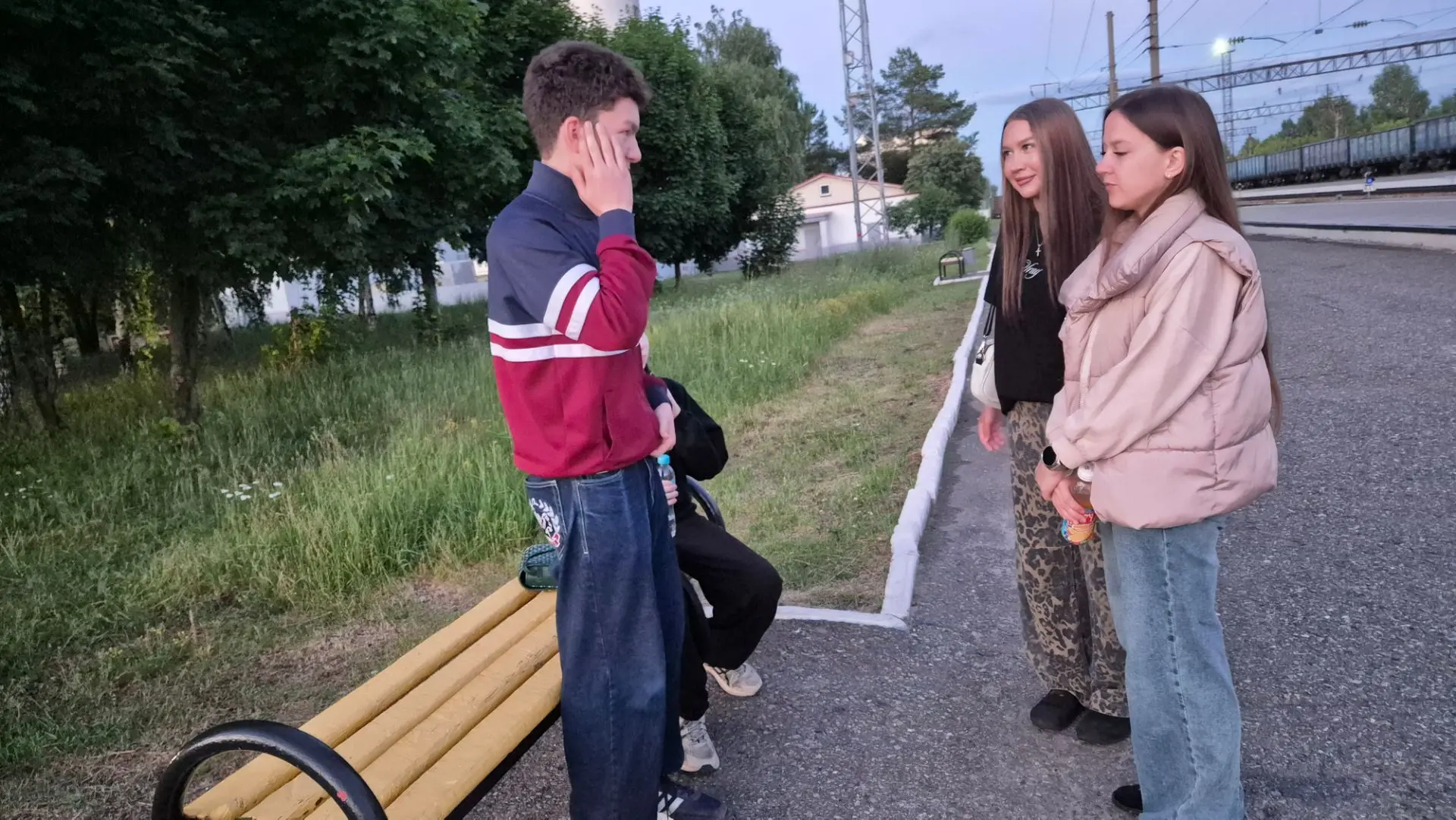 РОДИТЕЛЬСКИЙ ПАТРУЛЬ ШКОЛЫ № 3 ВЫШЕЛ В ВЕЧЕРНИЙ РЕЙД

🔐Безопасность детей вне стен школы — главная 