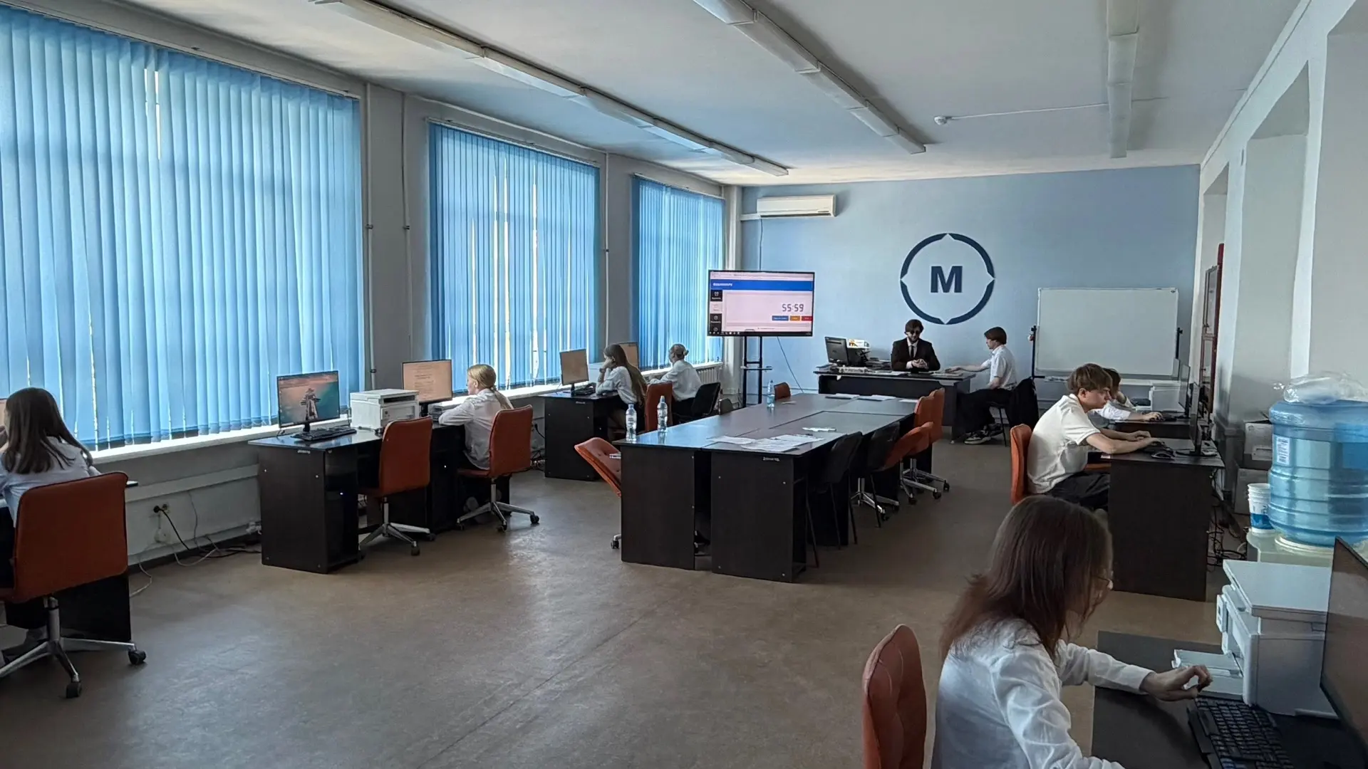 ⚖️Первый шаг в профессию: будущие юристы проходят демонстрационный экзамен

❗️В колледже продолжаетс