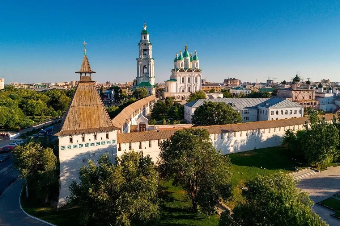 🇷🇺 Рубрика "100 фактов о РОССИИ" 

Астрахань

🏰  Астраханский кремль

🟢Астраханский кремль — это