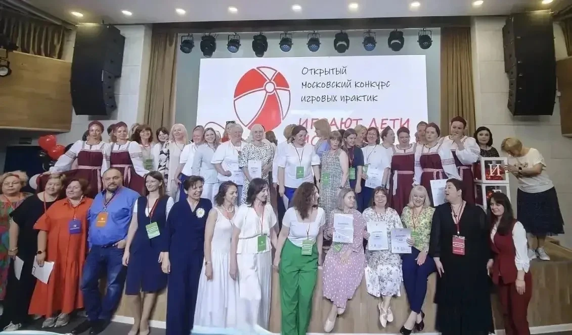 Школа в лицах

🗓️ 6 июня в столице прошла торжественная церемония награждения победителей и призеро