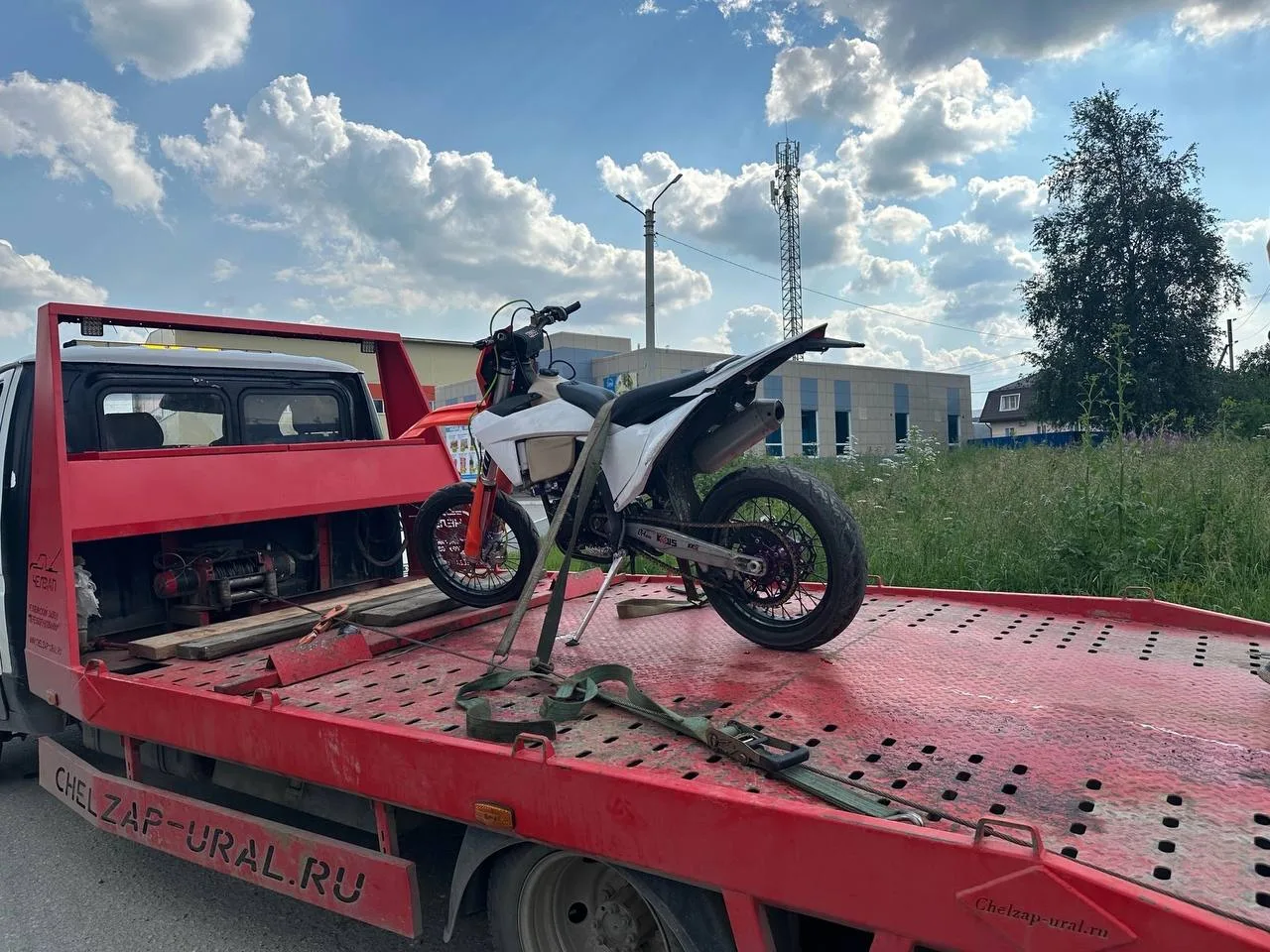 🏍️ Три водителя без прав попались во время рейда «Мото»

Также инспекторы выявили случай, когда вод