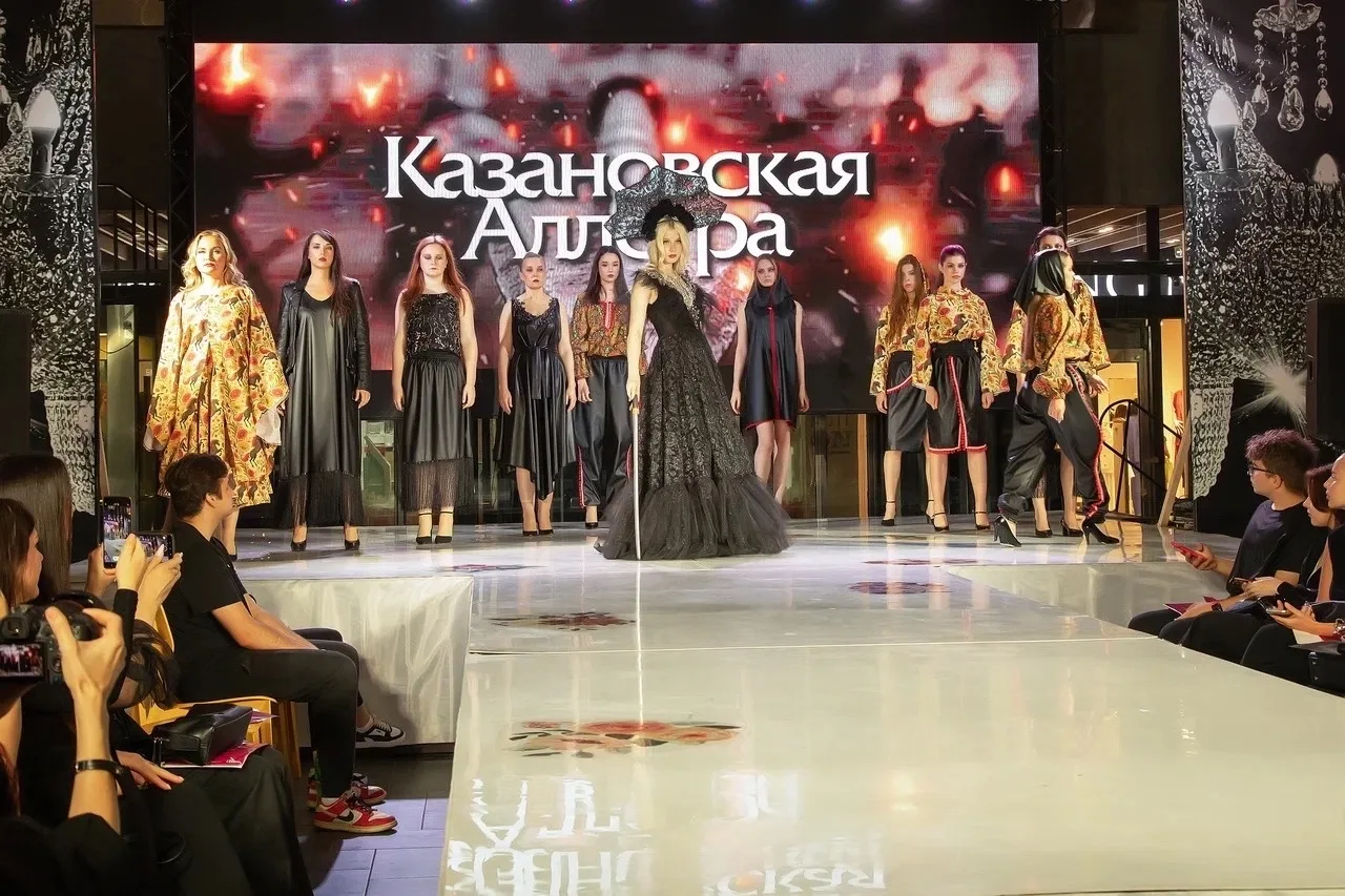 💥Аллегра Казановская открыла Нижегородскую неделю моды NINO FASHION WEEK!

Коллекция нижегородского