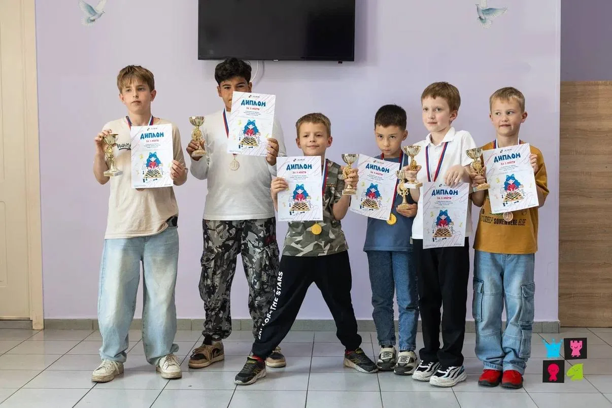 ♟️🥇🏆Шахматный турнир🏆🥇♟️

26 мая завершился шахматный турнир ОАНО РЛЦ «Диалог культур» среди уча