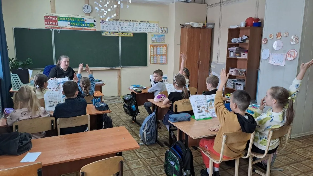 Семь лет назад создатели школы «А-класс» сами искали, куда отдать своих детей, и в итоге открыли сво