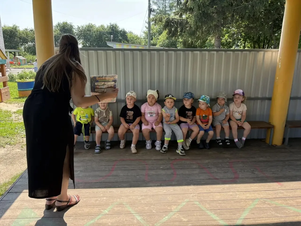 Иван Купала для самых маленьких: Волшебство лета и радости! 💦 🌿 
В этот чудесный день, наполненный
