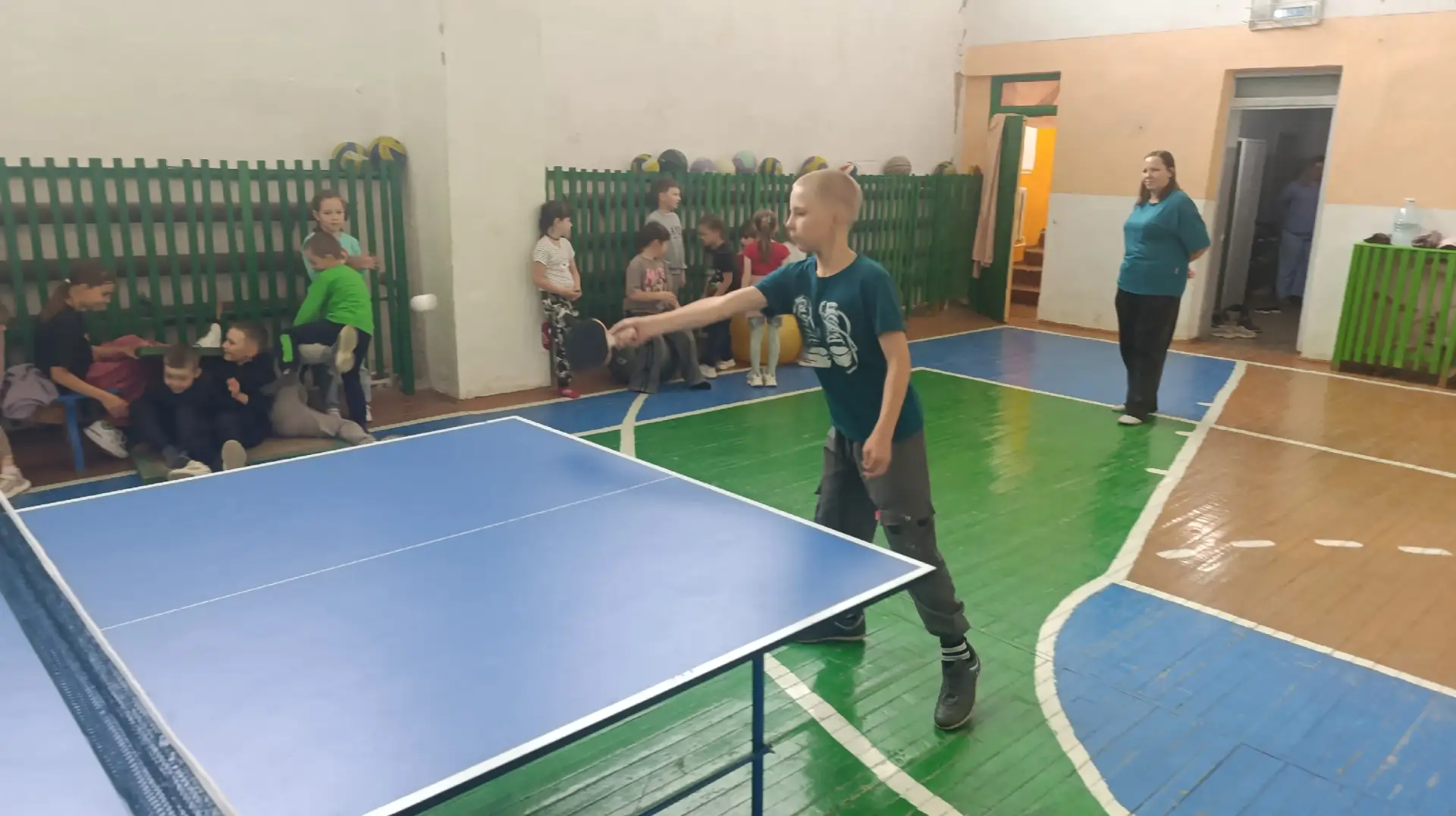 Мастер-класс по настольному теннису
10 июня , в спортзале Дома Культуры села Еленинка,  прошло интер
