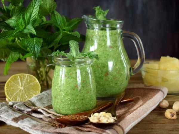 🍍Ананасово-мятный смузи с фисташками.

Ингредиенты:

• Ананас (консервированный, кусочки) – 200 г
•