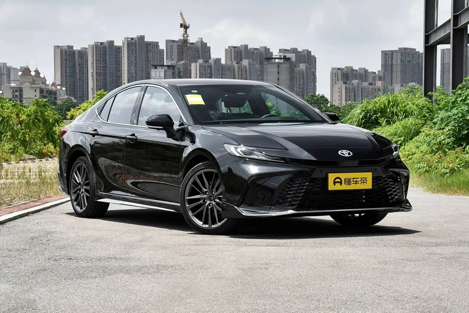 Toyota camry 80
🗓Год производства : 2026
⚙️Двигатель: 2.0 173 л.с
🛞Пробег - 0 км.

💰Стоимость под