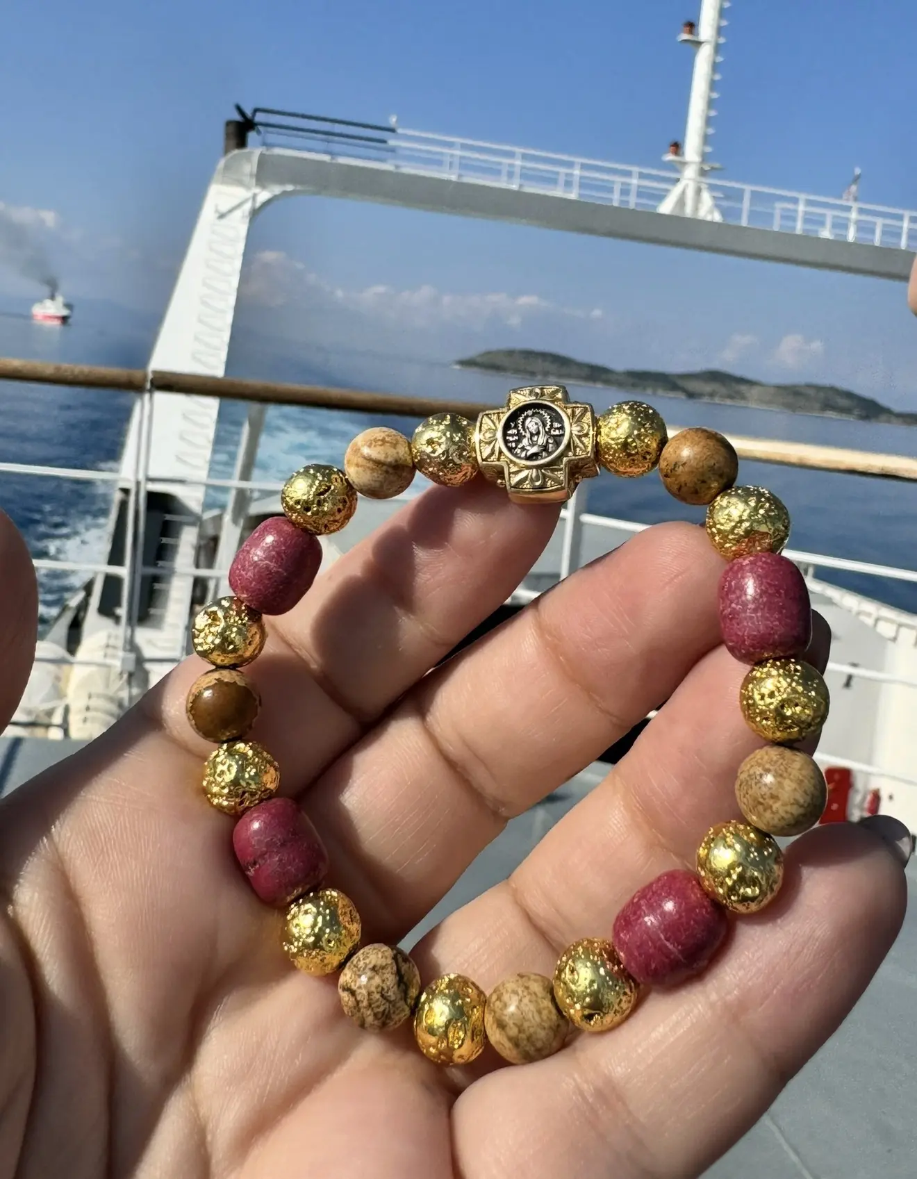 Браслет освящен на святынях Греции❤️ лава, яшма и ладановое дерево с образом Богородицы «Умиление» с