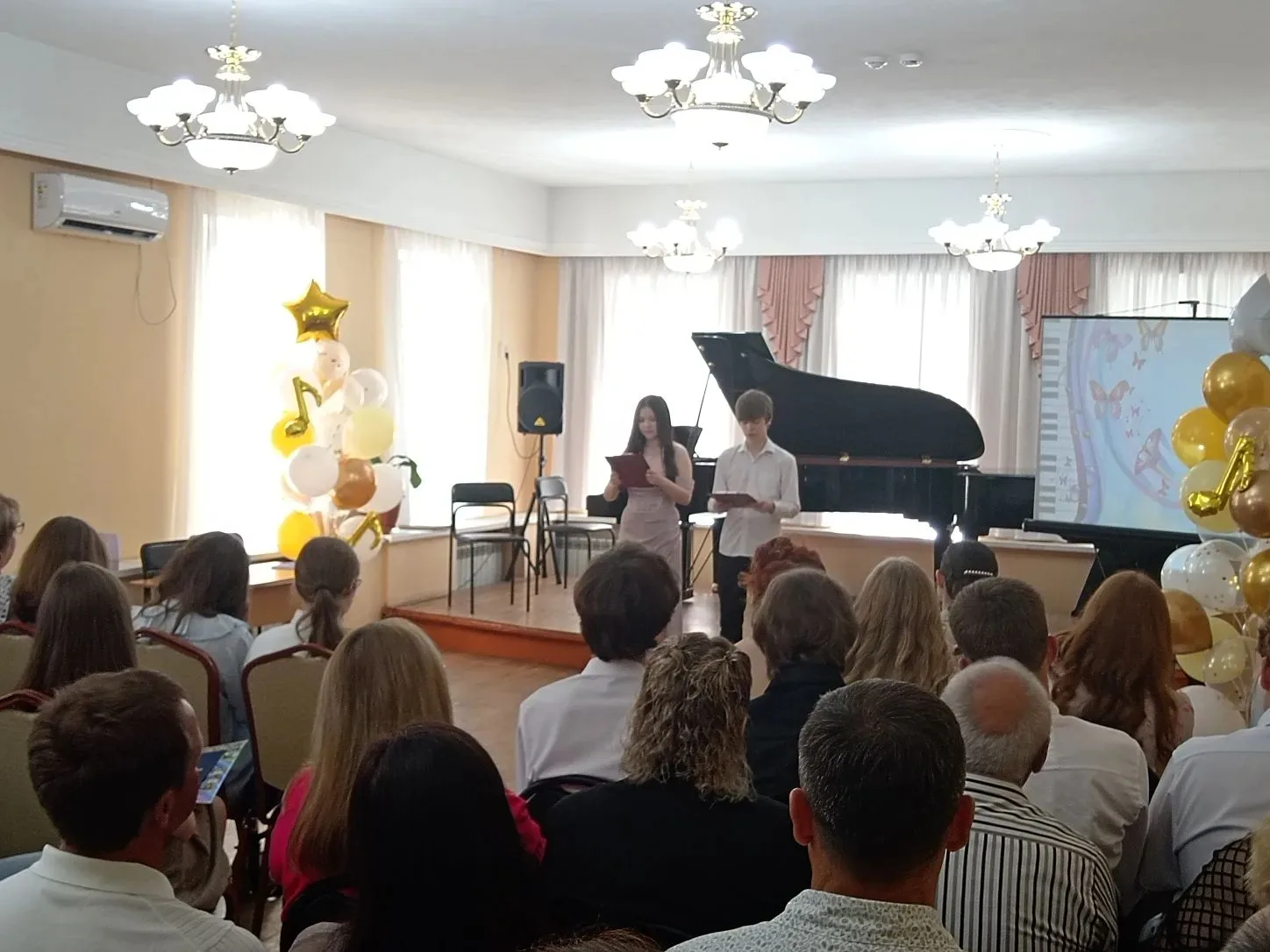 🎶 Выпускной в ДМШ имени Ф.И. Шаляпина: прощание с музыкальной школой и старт новых свершений! 🎶

5