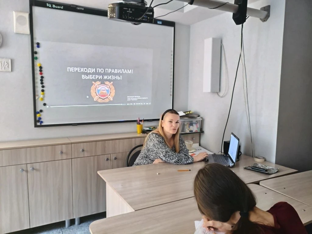 29.05.2026 преподаватель ДХШ N4 Валеева Наиля Рафаилевна провела классный час для учащихся 3-х класс