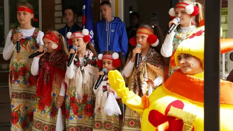 В Бузулуке открыли семейный МФЦ. 

Это второй такой центр в регионе. Он расположился на площадке ком