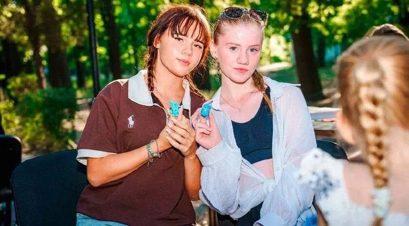 В Мелитополе провели творческие мастер-классы для молодежи.

В городском парке культуры и отдыха сос