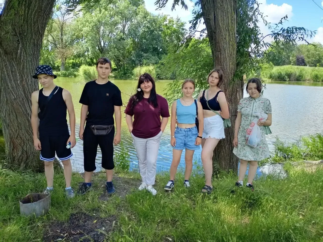 Чистота берегам — дело молодых! 🌊🧹

Сегодня в нашем Лагере труда и отдыха "Команда твоего успеха" 