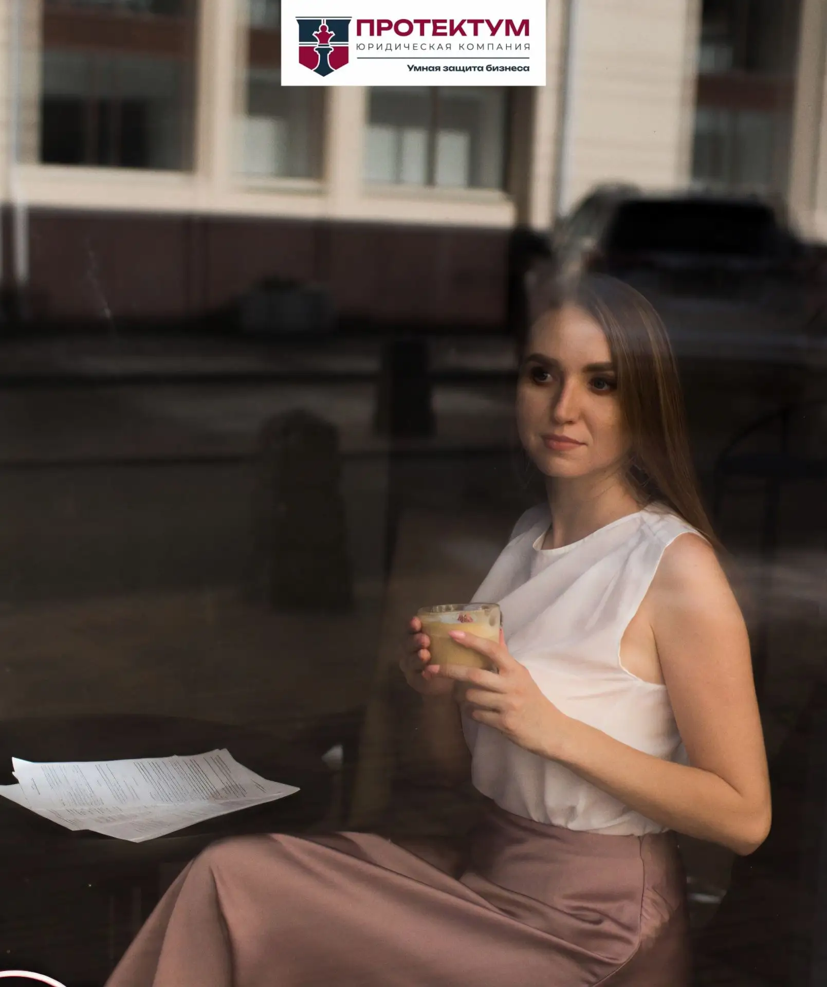Меня зовут Екатерина Романова — юрист с 20-летним опытом, большая часть которого прошла внутри крупн