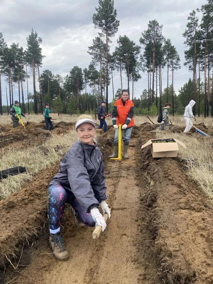 Наша команда снова в деле — сажаем «Сад памяти»! 🌳

Привет, друзья! 22 мая команда Усольского отдел