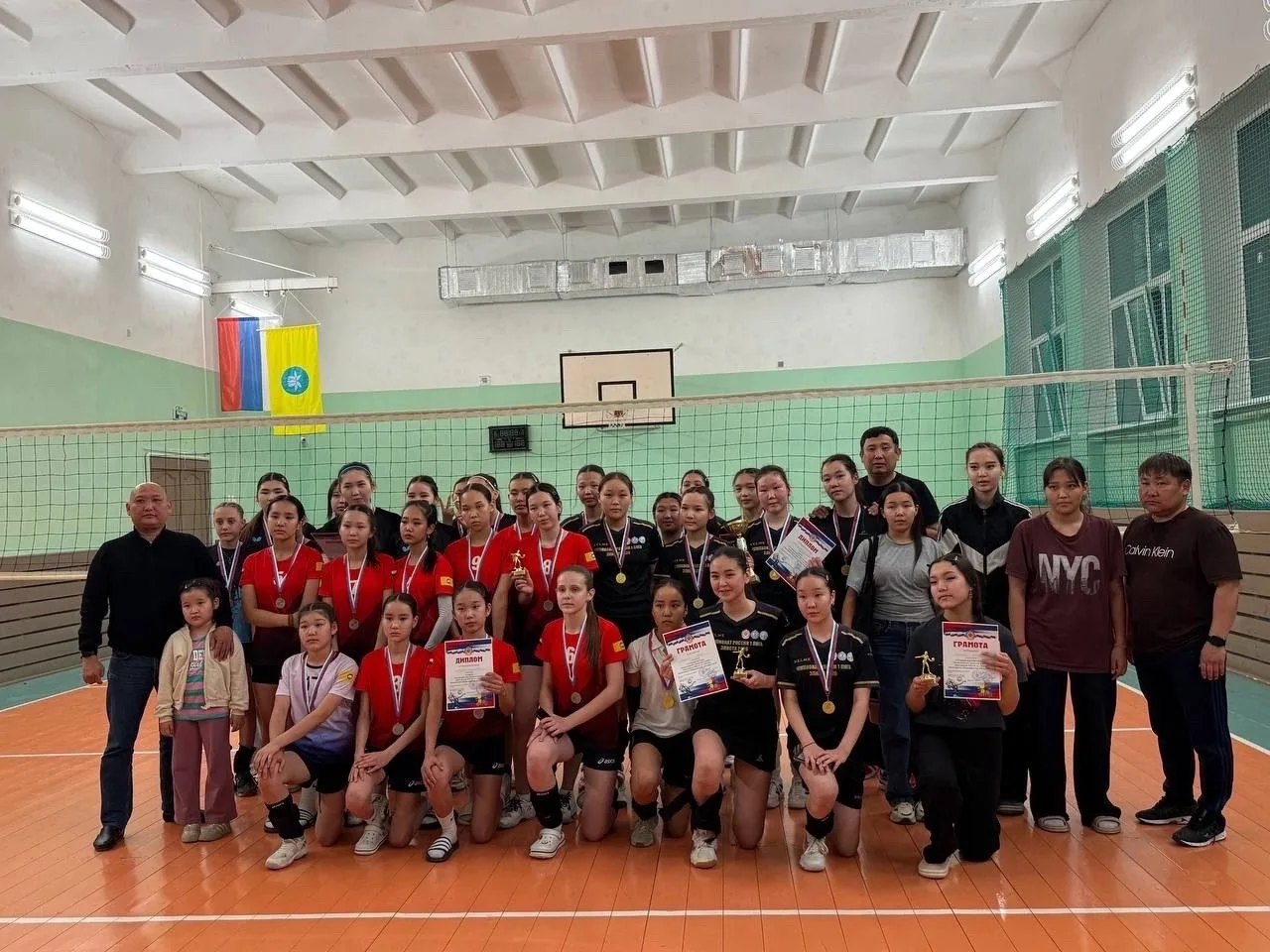 🏆 Триумф наших юных чемпионок

В Кетченерах прошёл республиканский турнир по волейболу среди девуше