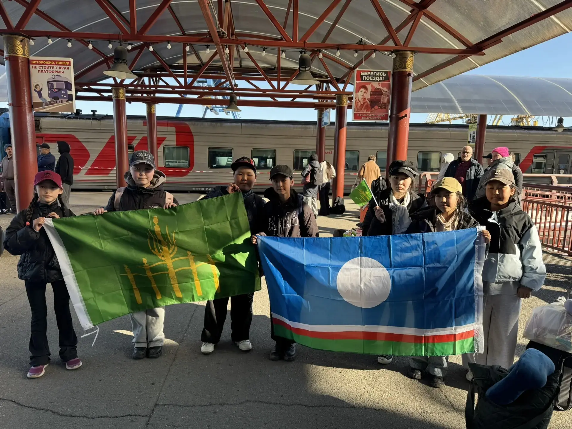 Желаем нашим учащимся и руководителю Дудиной Т.В. счастливого отдыха, много положительных эмоций в В