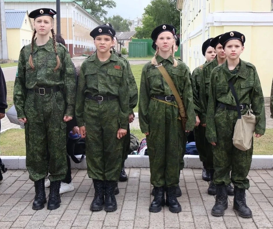 🇷🇺Достойно представили округ на региональном этапе «Зарницы 2.0»

Команда «Патриоты» Ивановской ср