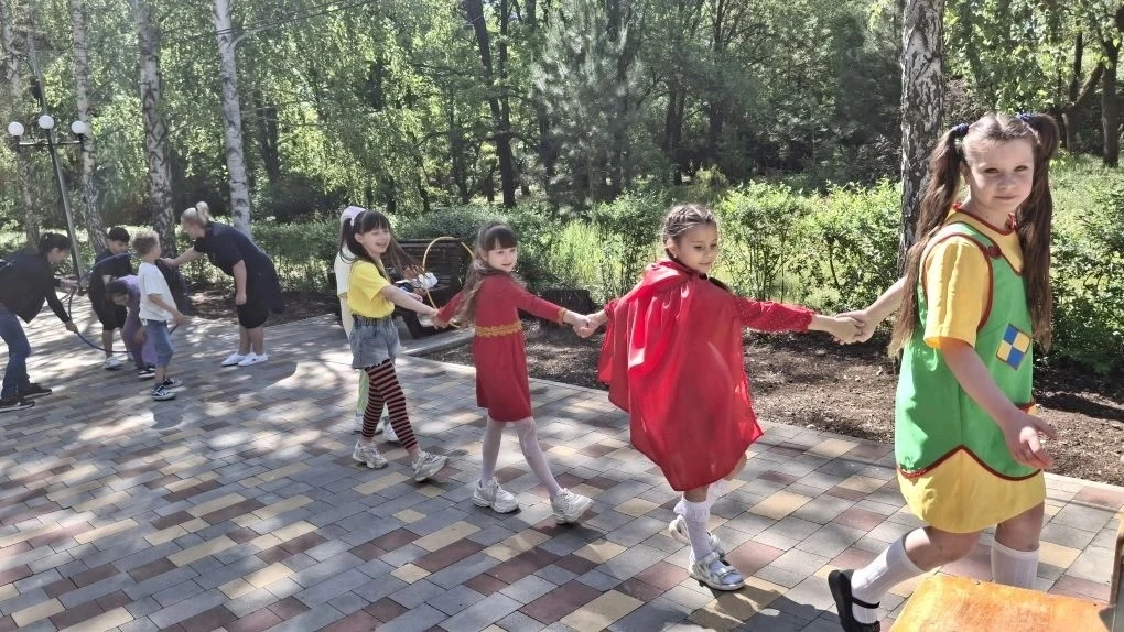 👫Праздник "День защиты детей"❤
 
 02 июня 2026 года коллектив нашего Центра совместно с работниками