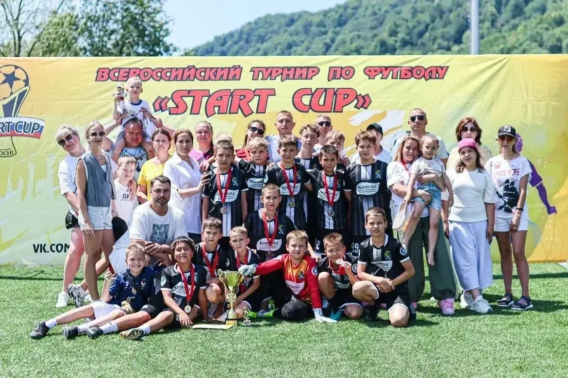 ⚽️С 8 по 14 июня в городе Сочи состоялся Всероссийский турнир по футболу START CUP. Футбольная коман