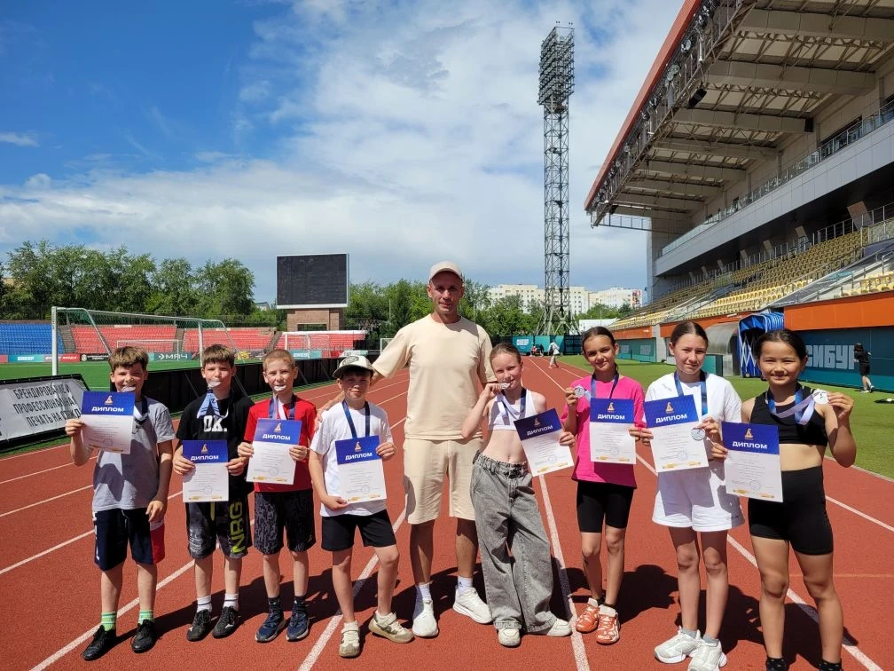 🏆 ШИПОВКА ЮНЫХ 🏆

Первые летние дни в Тюмени ознаменовались настоящим спортивным праздником. На ст