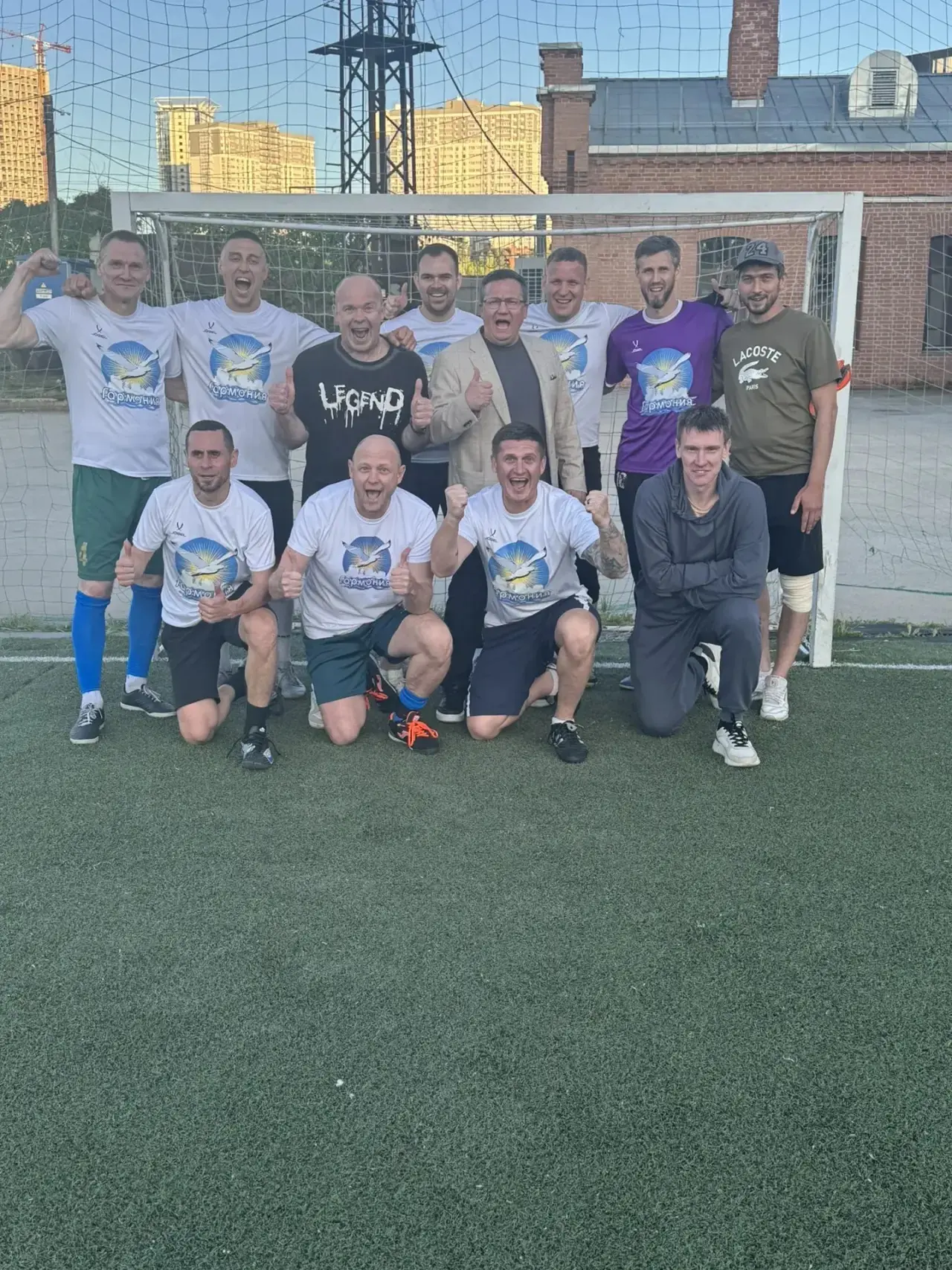 КУБОК 🏆НАШ
⚽️Поздравляем нашу футбольную команду родителей - победителей районных соревнований сред