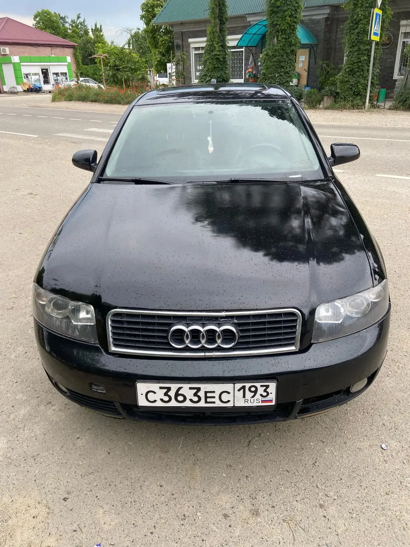 Audi A4 b6 1.8 turbo 
Мотор в отличном состоянии 
Турбина дует 
Едет бодро 
Внешний вид отличный 
Са