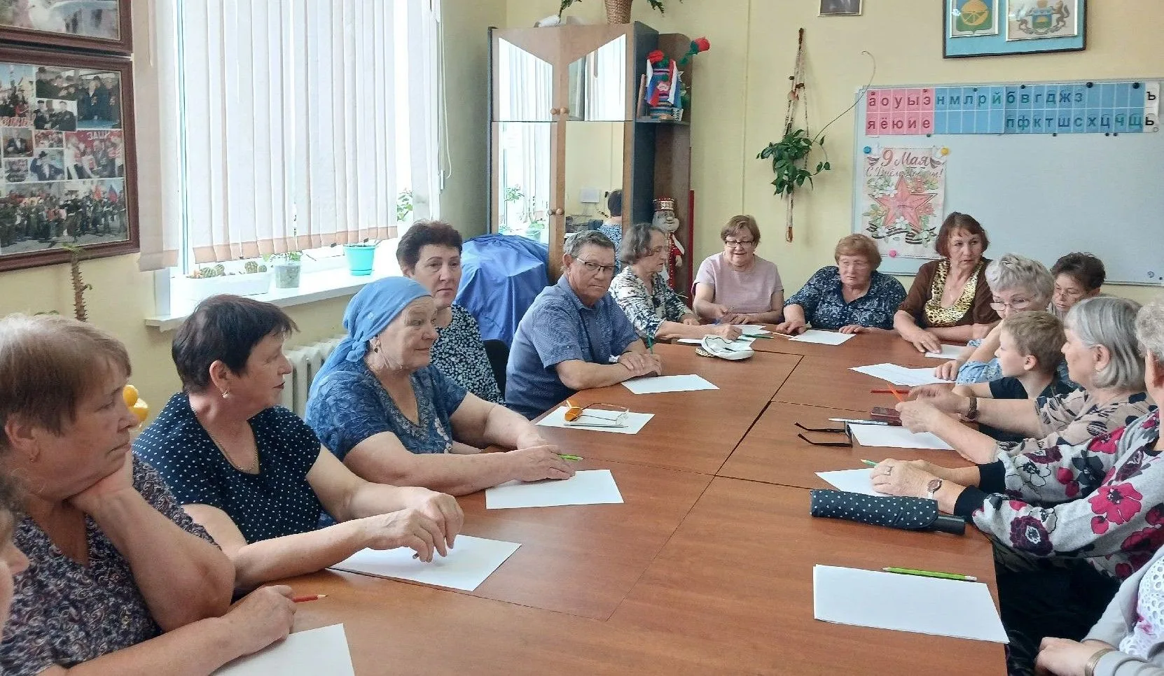 "Я – Личность": Психологический тренинг для активного долголетия в "Академии Умников"

В "Академии У