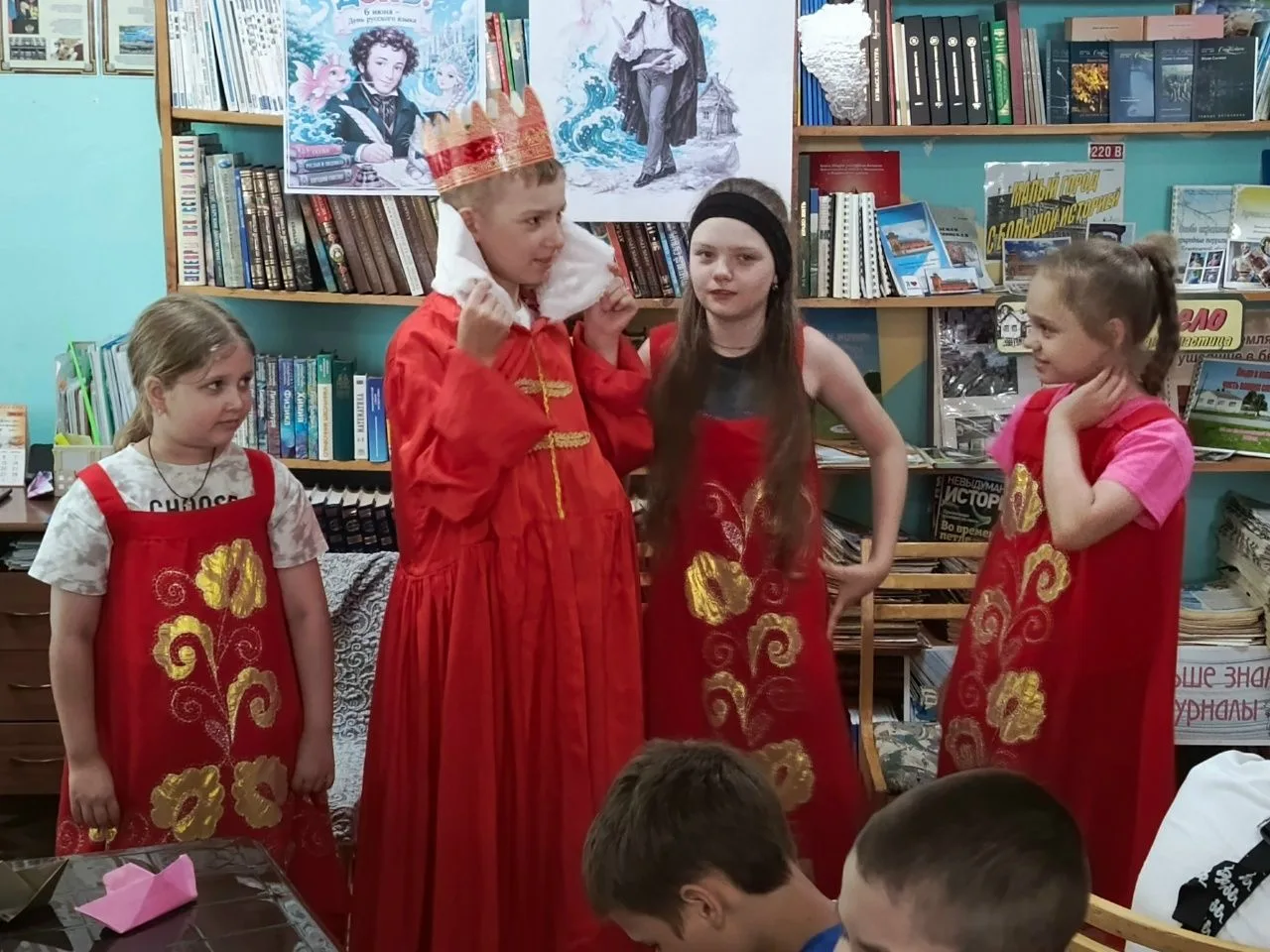 «Я памятник себе воздвиг нерукотворный…» ✨📚
 
6 июня вся страна отмечала Пушкинский день России - д