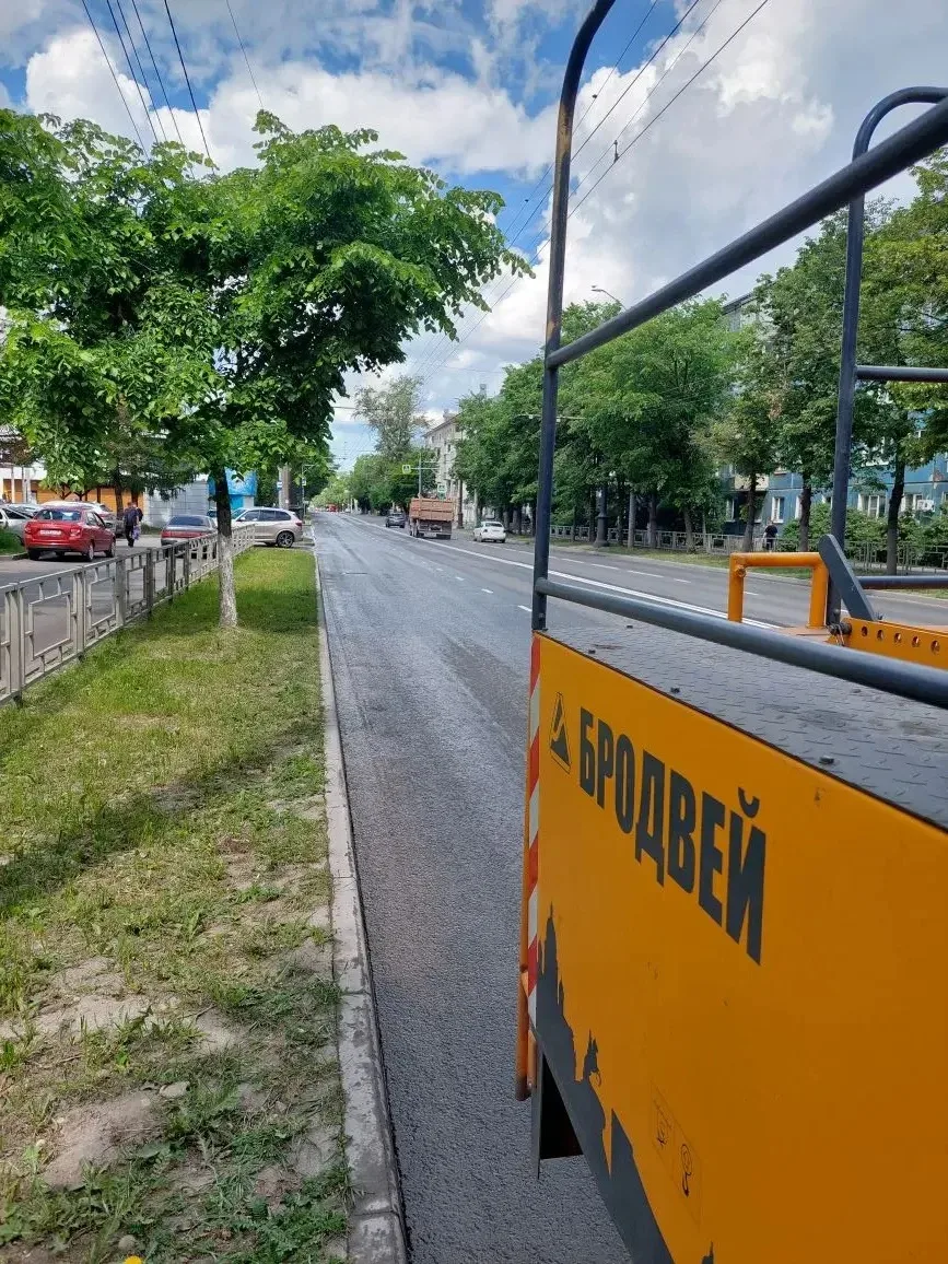 Подводим итоги уборки и благоустройства областной столицы за 10 июня:

▫️В дневную смену для уборки 