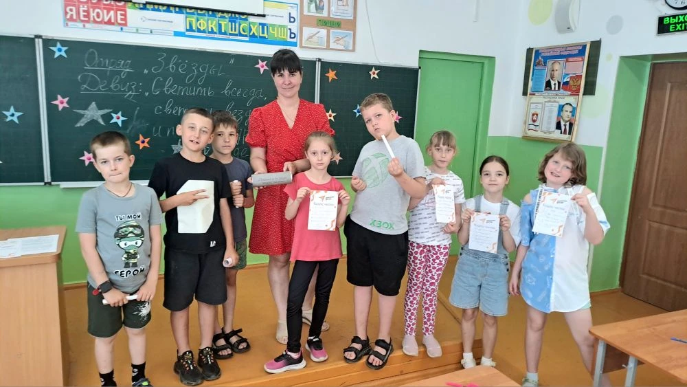 🇷🇺 РЕГИОНАЛЬНАЯ АКЦИЯ «ПИСЬМО В БУДУЩЕЕ: КОДЕКС ЧЕСТИ» 🇷🇺

📜 В пришкольном лагере МБОУ СШ №15 и