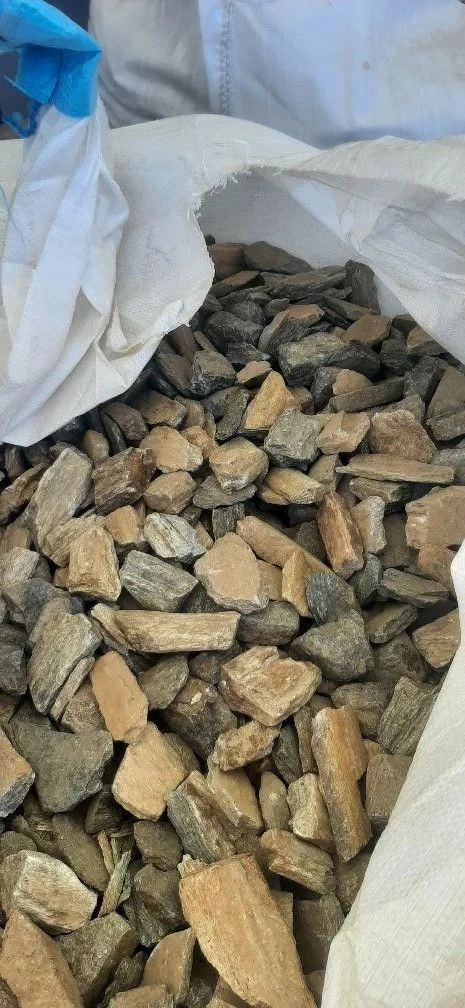 ☀️А что это у нас так красиво переливается на солнце?

А это новая поставка кварцита "кора дерева".
