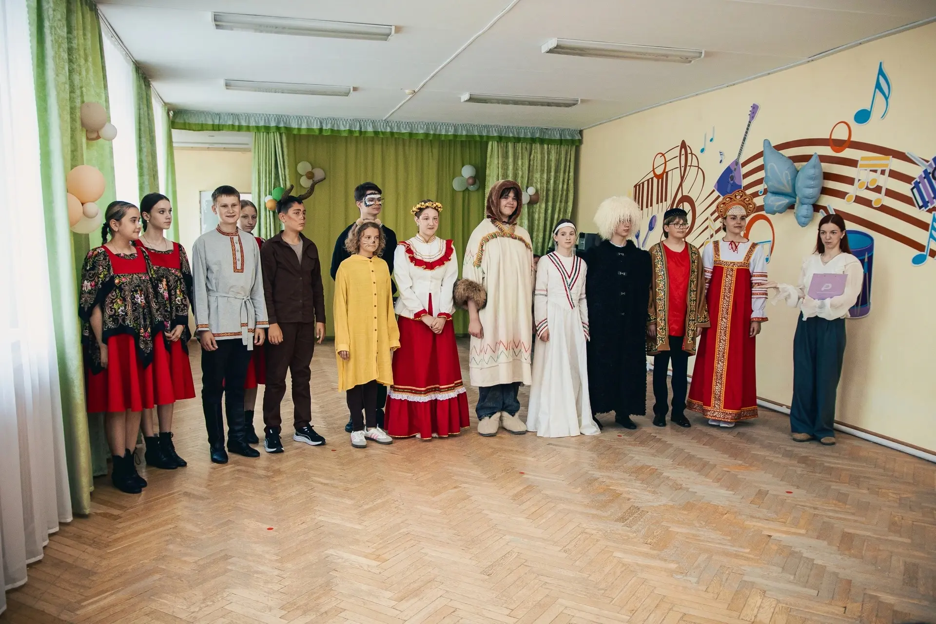 Искусство, которое понятно без слов 🎭

В нашей Стране детства даже самый важный праздник – это пово