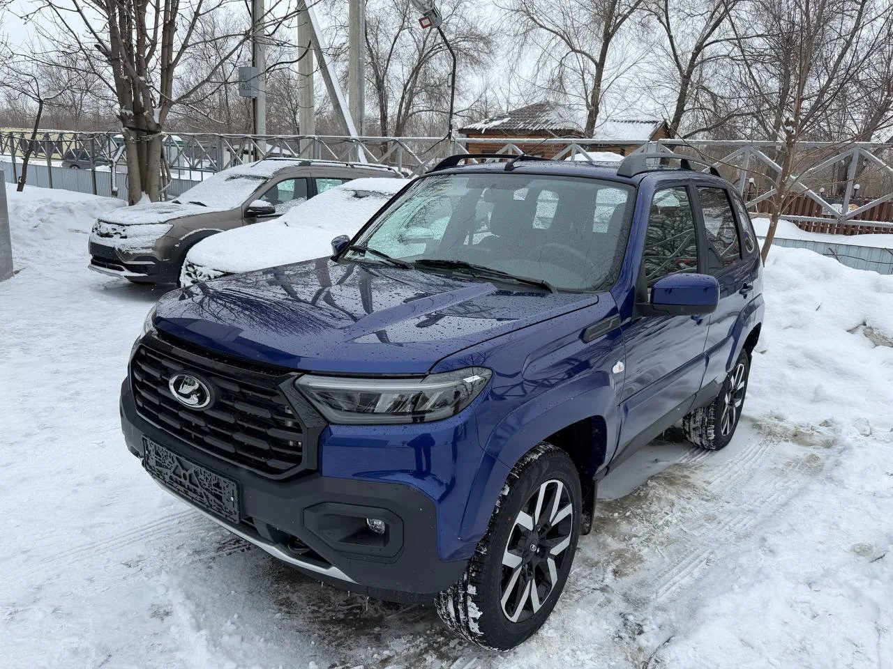 Ещё один автомобиль Нива Тревел у наших партнёров готов к выкупу под клиента! 

✅Модный цвет "Капита
